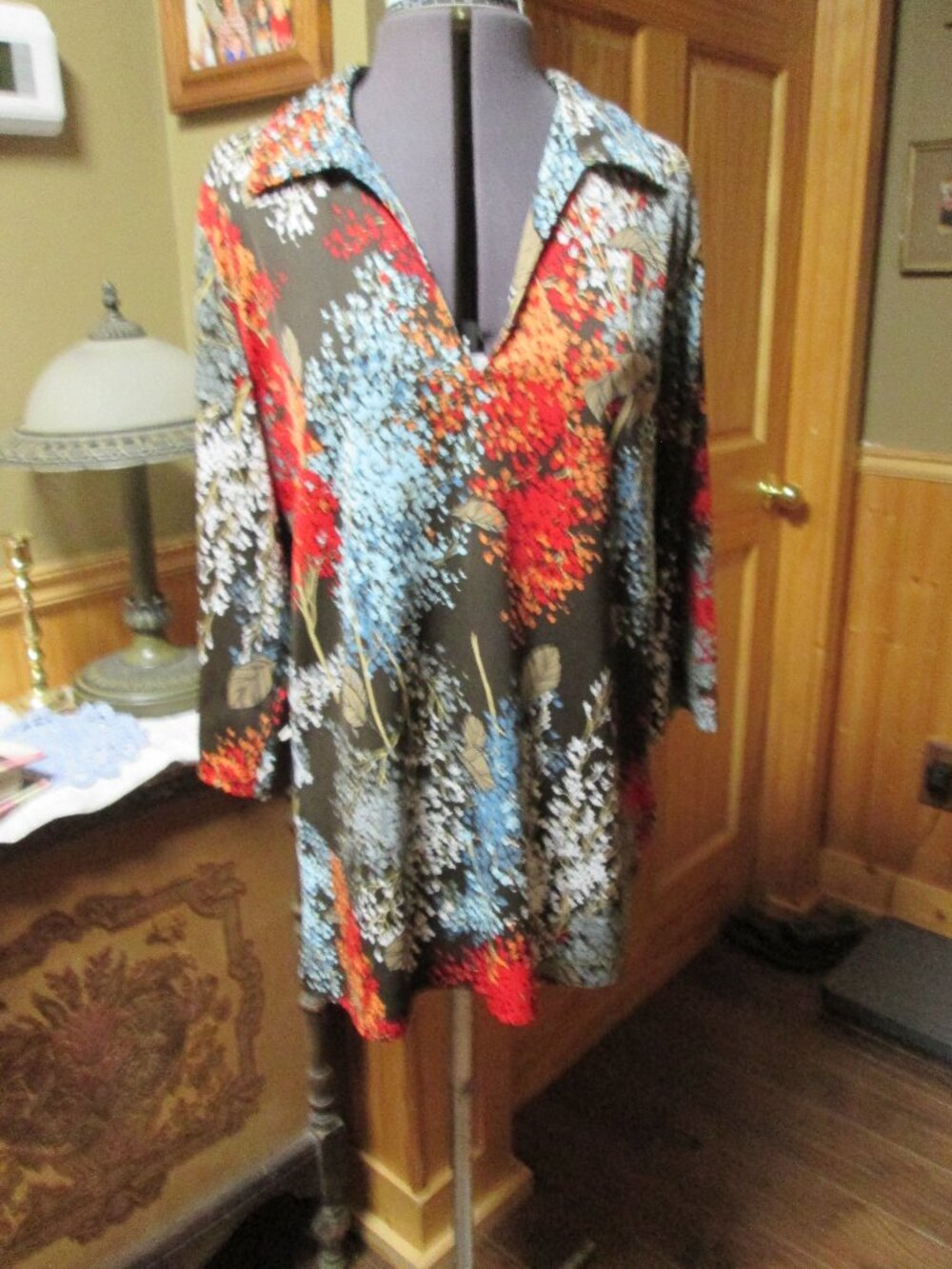 vtg Teddi of California BOHO earthy colorful tunic blouse V neck point collar M